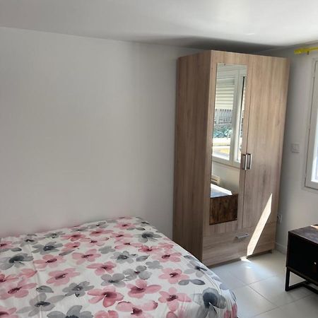 Manaslu Home Palaiseau Bagian luar foto