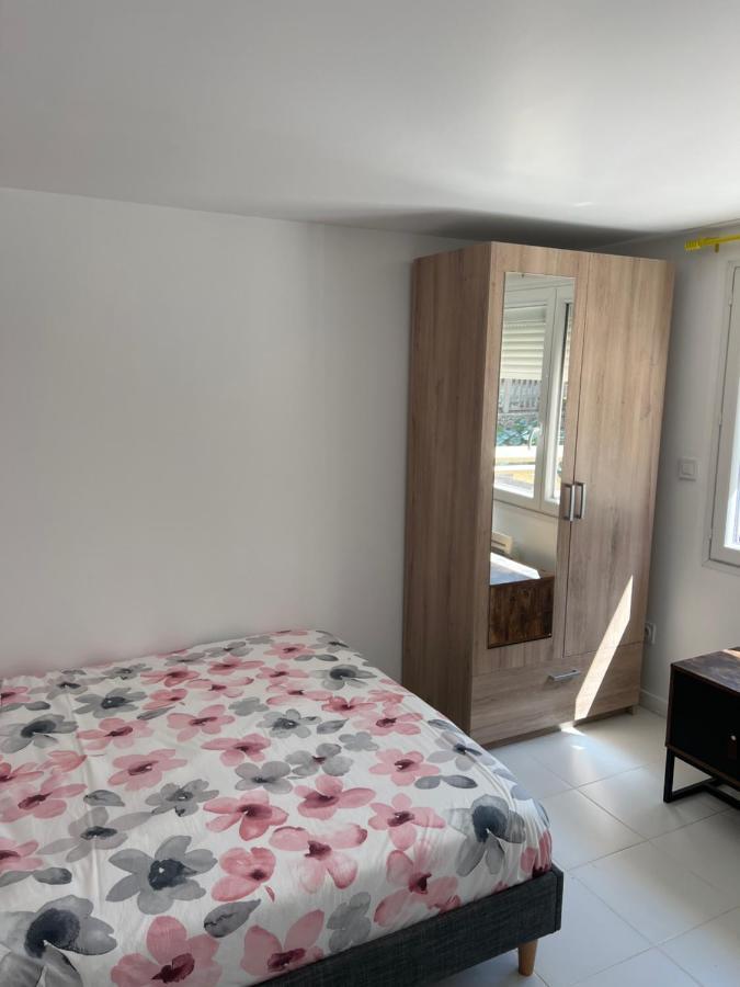 Manaslu Home Palaiseau Bagian luar foto